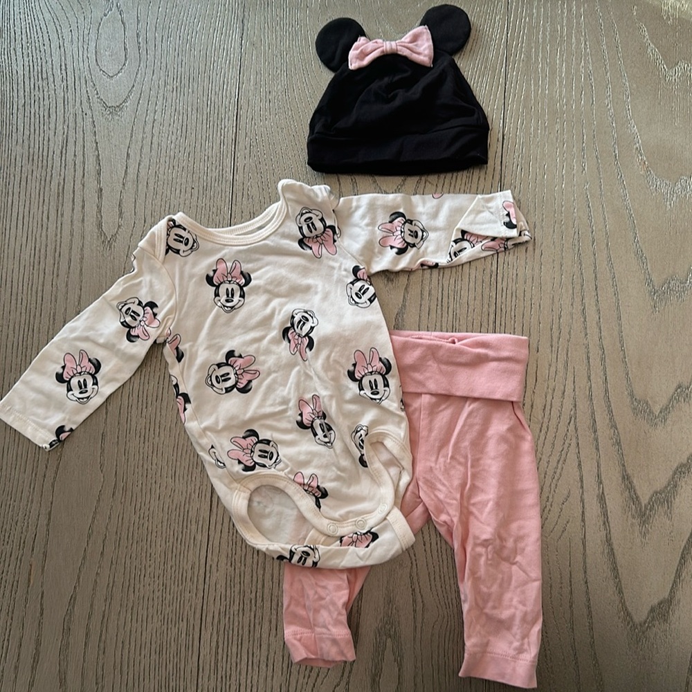 Baby girl Minnie Mouse Set -size 3 months